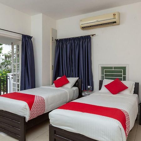 Oyo 23202 Cute Orange Service Apartments Chennai Esterno foto