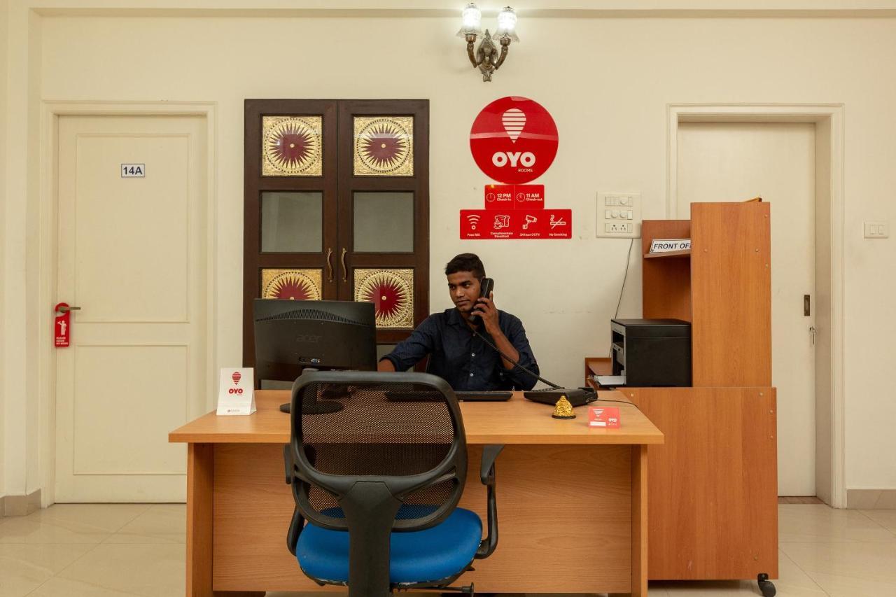 Oyo 23202 Cute Orange Service Apartments Chennai Esterno foto