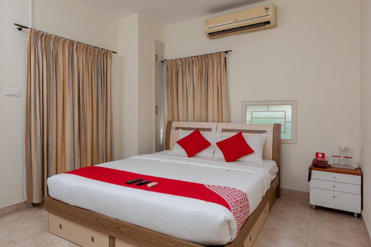 Oyo 23202 Cute Orange Service Apartments Chennai Esterno foto