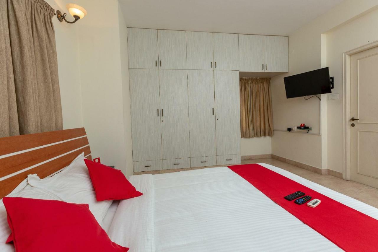 Oyo 23202 Cute Orange Service Apartments Chennai Esterno foto