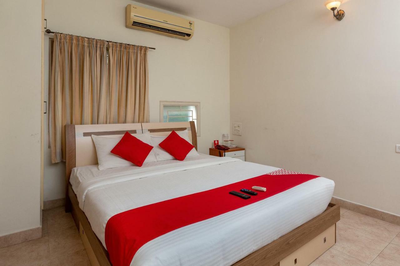 Oyo 23202 Cute Orange Service Apartments Chennai Esterno foto